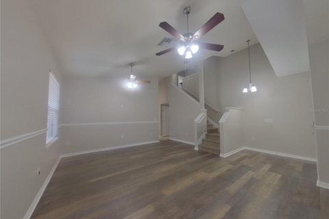 Casa en alquiler en New Port Richey, Florida, 4 dormitorios, 212.47 m2 № 1910957 - foto 2