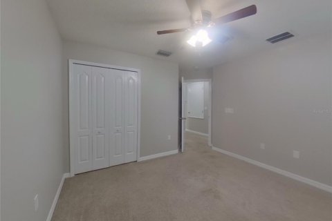 Casa en alquiler en New Port Richey, Florida, 4 dormitorios, 212.47 m2 № 1910957 - foto 13