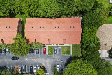 Touwnhouse à vendre à Coral Springs, Floride: 3 chambres, 120.77 m2 № 1936031 - photo 26