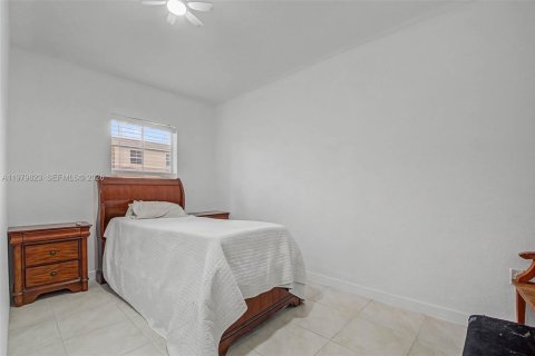 Touwnhouse à vendre à Florida City, Floride: 3 chambres, 140.47 m2 № 2046351 - photo 14