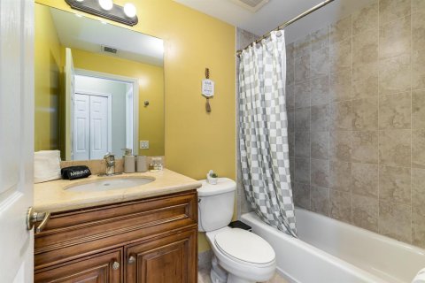 Adosado en venta en Fort Lauderdale, Florida, 5 dormitorios, 286.98 m2 № 2250682 - foto 30
