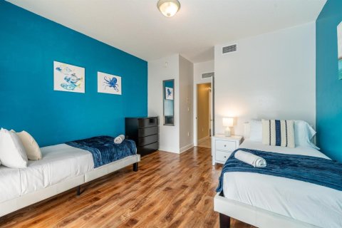 Adosado en venta en Fort Lauderdale, Florida, 5 dormitorios, 286.98 m2 № 2250682 - foto 22