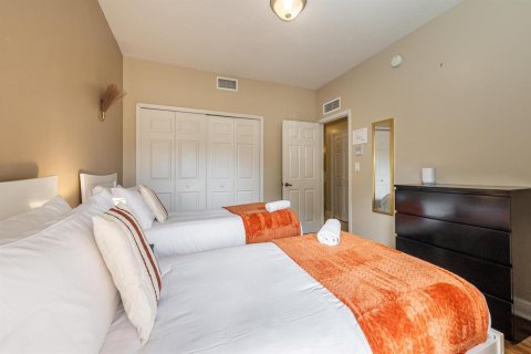 Adosado en venta en Fort Lauderdale, Florida, 5 dormitorios, 286.98 m2 № 2250682 - foto 18
