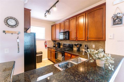Condominio en venta en Davenport, Florida, 2 dormitorios, 96.53 m2 № 1910244 - foto 2