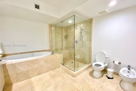 Condominio en alquiler en Hallandale Beach, Florida, 3 dormitorios, 161 m2 № 2060630 - foto 19