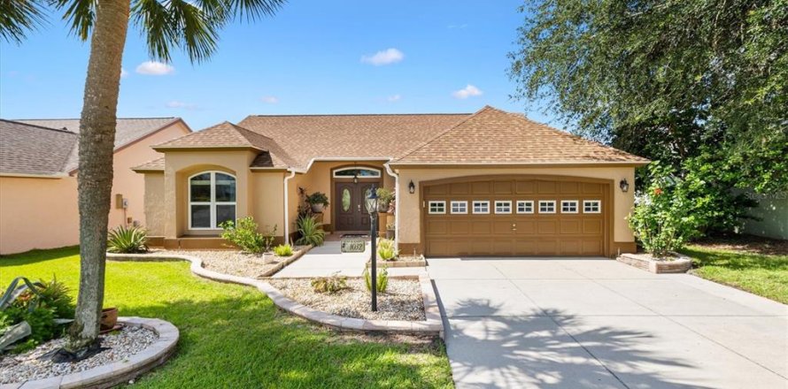 Casa en The Villages, Florida 2 dormitorios, 161.09 m2 № 1801748