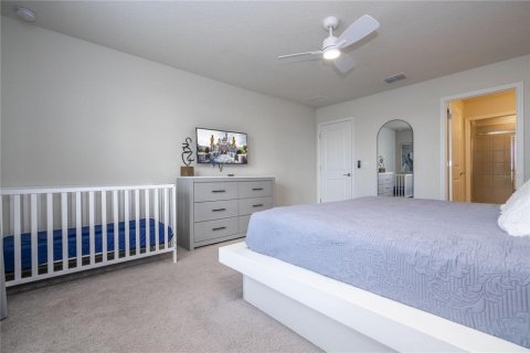 Townhouse in Davenport, Florida 5 bedrooms, 213.02 sq.m. № 2239379 - photo 26