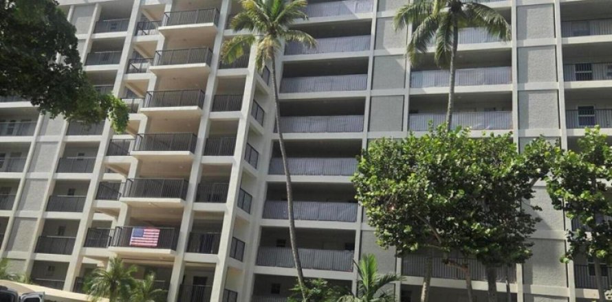 Condo in Pompano Beach, Florida, 1 bedroom  № 2401833