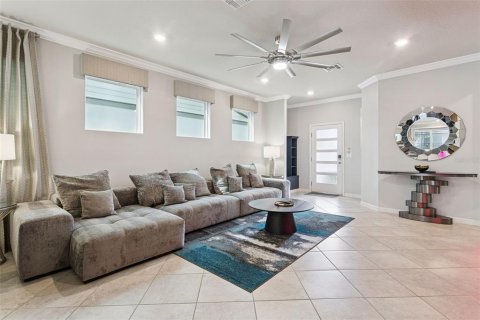 House in Clermont, Florida 5 bedrooms, 242.01 sq.m. № 2237630 - photo 27