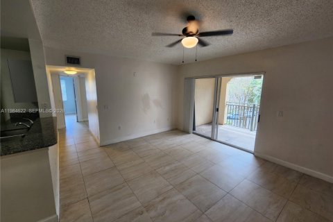 Copropriété à vendre à Miramar, Floride: 2 chambres, 87.33 m2 № 2048681 - photo 11