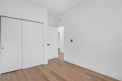 Apartamento en alquiler en Englewood, Florida, 3 dormitorios, 111.48 m2 № 1912688 - foto 22