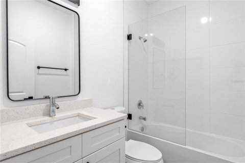 Apartamento en alquiler en Englewood, Florida, 3 dormitorios, 111.48 m2 № 1912688 - foto 24