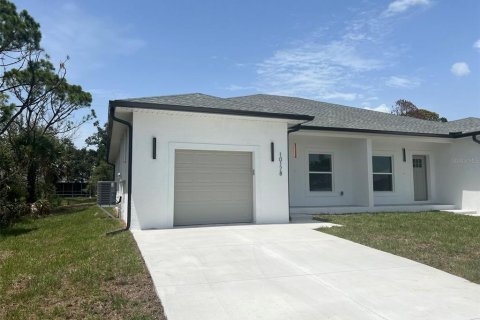 Apartamento en alquiler en Englewood, Florida, 3 dormitorios, 111.48 m2 № 1912688 - foto 1