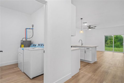 Apartamento en alquiler en Englewood, Florida, 3 dormitorios, 111.48 m2 № 1912688 - foto 26