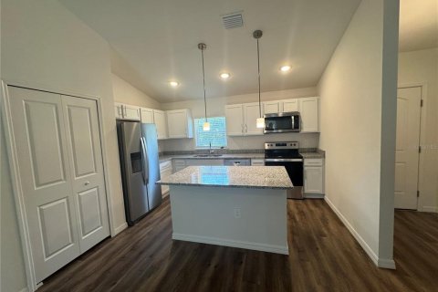 Casa en alquiler en North Port, Florida, 3 dormitorios, 139.73 m2 № 1680272 - foto 2