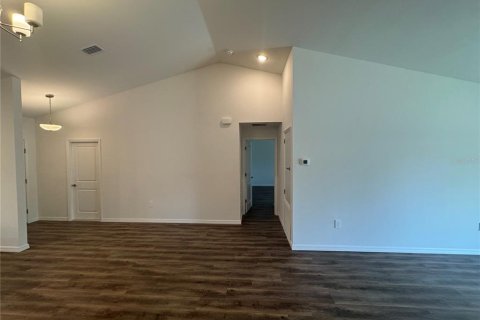 Casa en alquiler en North Port, Florida, 3 dormitorios, 139.73 m2 № 1680272 - foto 4