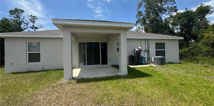 Casa en North Port, Florida 3 dormitorios, 139.73 m2 № 1680272