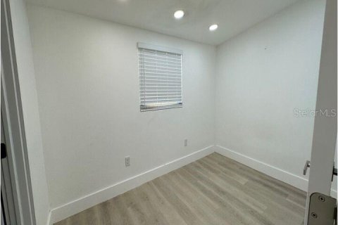 Casa en alquiler en Orlando, Florida, 2 dormitorios, 57.51 m2 № 1901474 - foto 9