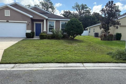Villa ou maison à Plant City, Floride 3 chambres, 170.01 m2 № 2388911