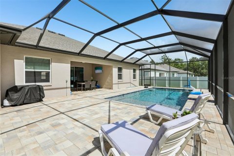 House in Spring Hill, Florida 4 bedrooms, 259.48 sq.m. № 2117049 - photo 25