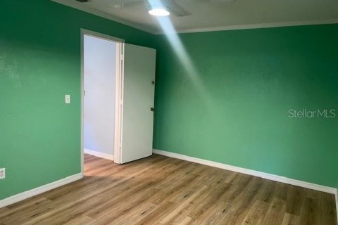 Купить виллу или дом в Нью-Смирна-Бич, Флорида 6 комнат, 89.56м2, № 1824424 - фото 12