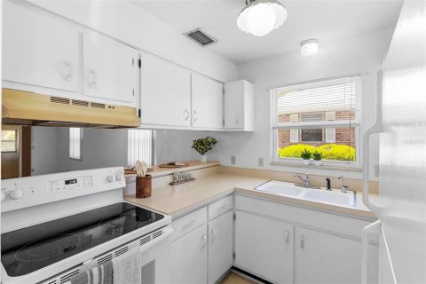 Copropriété à vendre à DeLand, Floride: 2 chambres, 98.1 m2 № 1644134 - photo 6