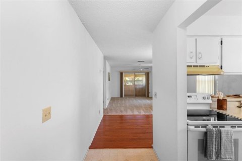 Copropriété à vendre à DeLand, Floride: 2 chambres, 98.1 m2 № 1644134 - photo 3