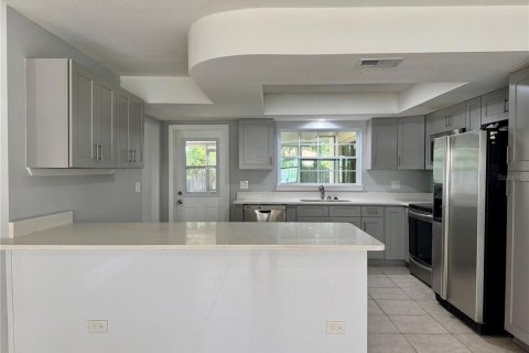 Casa en venta en Orlando, Florida, 4 dormitorios, 176.89 m2 № 1851545 - foto 7