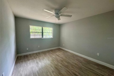 Casa en venta en Orlando, Florida, 4 dormitorios, 176.89 m2 № 1851545 - foto 17
