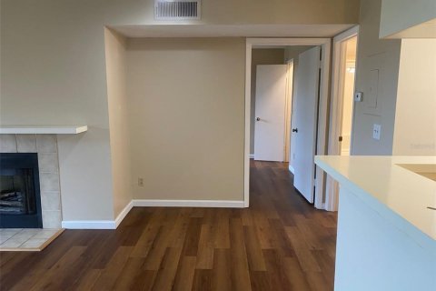 Condominio en alquiler en Altamonte Springs, Florida, 1 dormitorio, 59.83 m2 № 1877074 - foto 7