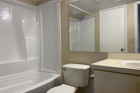 Condominio en alquiler en Altamonte Springs, Florida, 1 dormitorio, 59.83 m2 № 1877074 - foto 11