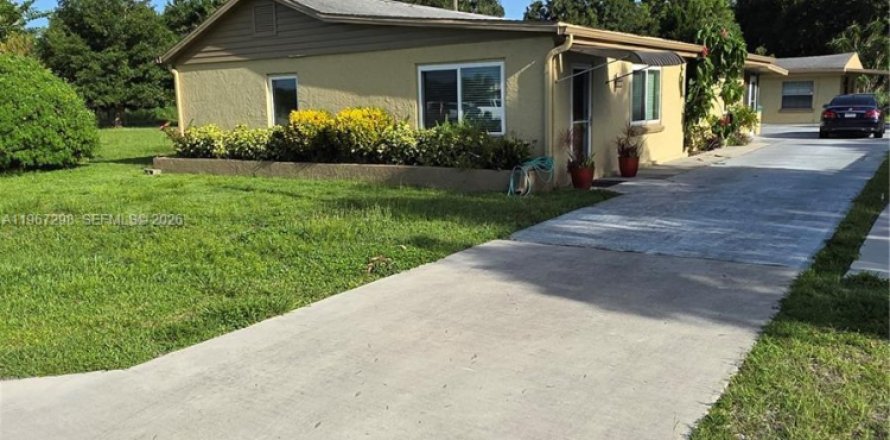 Villa ou maison à St. Lucie, Floride 3 chambres, 194.35 m2 № 2081384