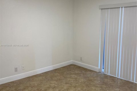 Condo in Boca Raton, Florida, 1 bedroom  № 2038566 - photo 5