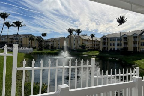 Condo in Boca Raton, Florida, 1 bedroom  № 2038566 - photo 14