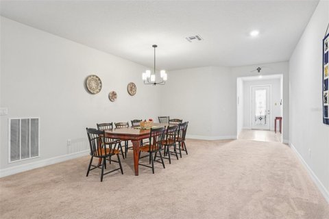 House in Tampa, Florida 4 bedrooms, 240.34 sq.m. № 2157410 - photo 12