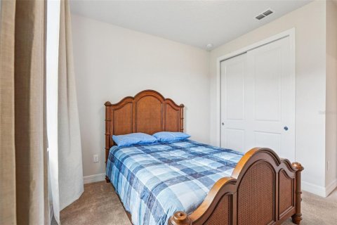 House in Tampa, Florida 4 bedrooms, 240.34 sq.m. № 2157410 - photo 23