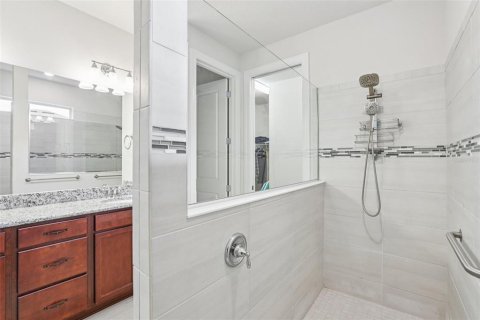 House in Tampa, Florida 4 bedrooms, 240.34 sq.m. № 2157410 - photo 17