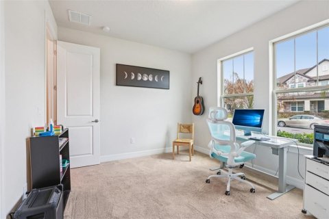 House in Tampa, Florida 4 bedrooms, 240.34 sq.m. № 2157410 - photo 26