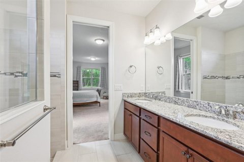House in Tampa, Florida 4 bedrooms, 240.34 sq.m. № 2157410 - photo 18
