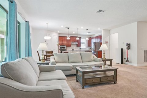 House in Tampa, Florida 4 bedrooms, 240.34 sq.m. № 2157410 - photo 9