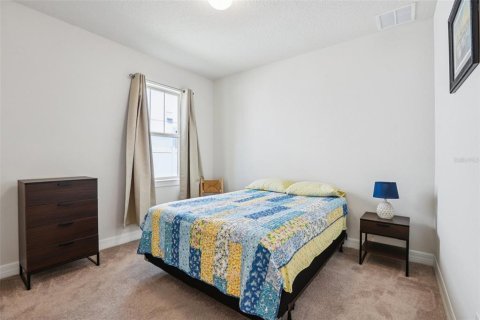 House in Tampa, Florida 4 bedrooms, 240.34 sq.m. № 2157410 - photo 19
