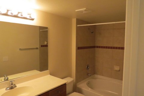 Condo in West Palm Beach, Florida, 1 bedroom № 2086562 - photo 9