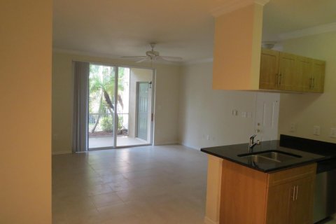 Condo in West Palm Beach, Florida, 1 bedroom № 2086562 - photo 7