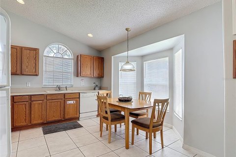 Casa en venta en Kissimmee, Florida, 4 dormitorios, 165.18 m2 № 1838285 - foto 6
