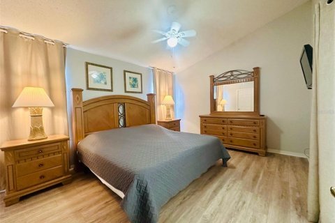 Casa en venta en Kissimmee, Florida, 4 dormitorios, 165.18 m2 № 1838285 - foto 17