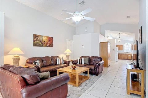 Casa en venta en Kissimmee, Florida, 4 dormitorios, 165.18 m2 № 1838285 - foto 12