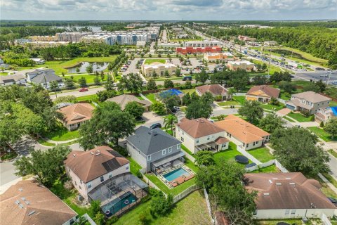 Casa en venta en Orlando, Florida, 3 dormitorios, 274.43 m2 № 2211362 - foto 9
