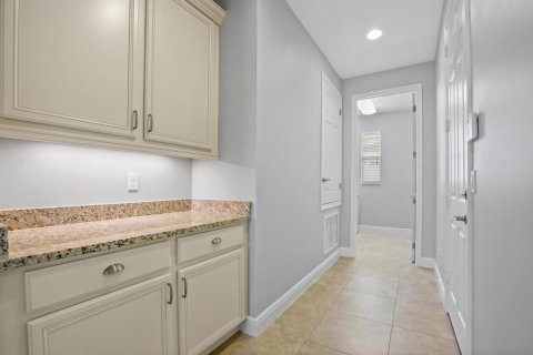 House in Port St. Lucie, Florida 3 bedrooms, 186.92 sq.m. № 2169923 - photo 21