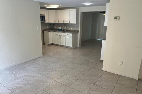 Casa en venta en Largo, Florida, 3 dormitorios, 116.31 m2 № 2383846 - foto 3