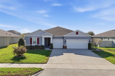 Casa en Apopka, Florida 4 dormitorios, 263.1 m2 № 2092950